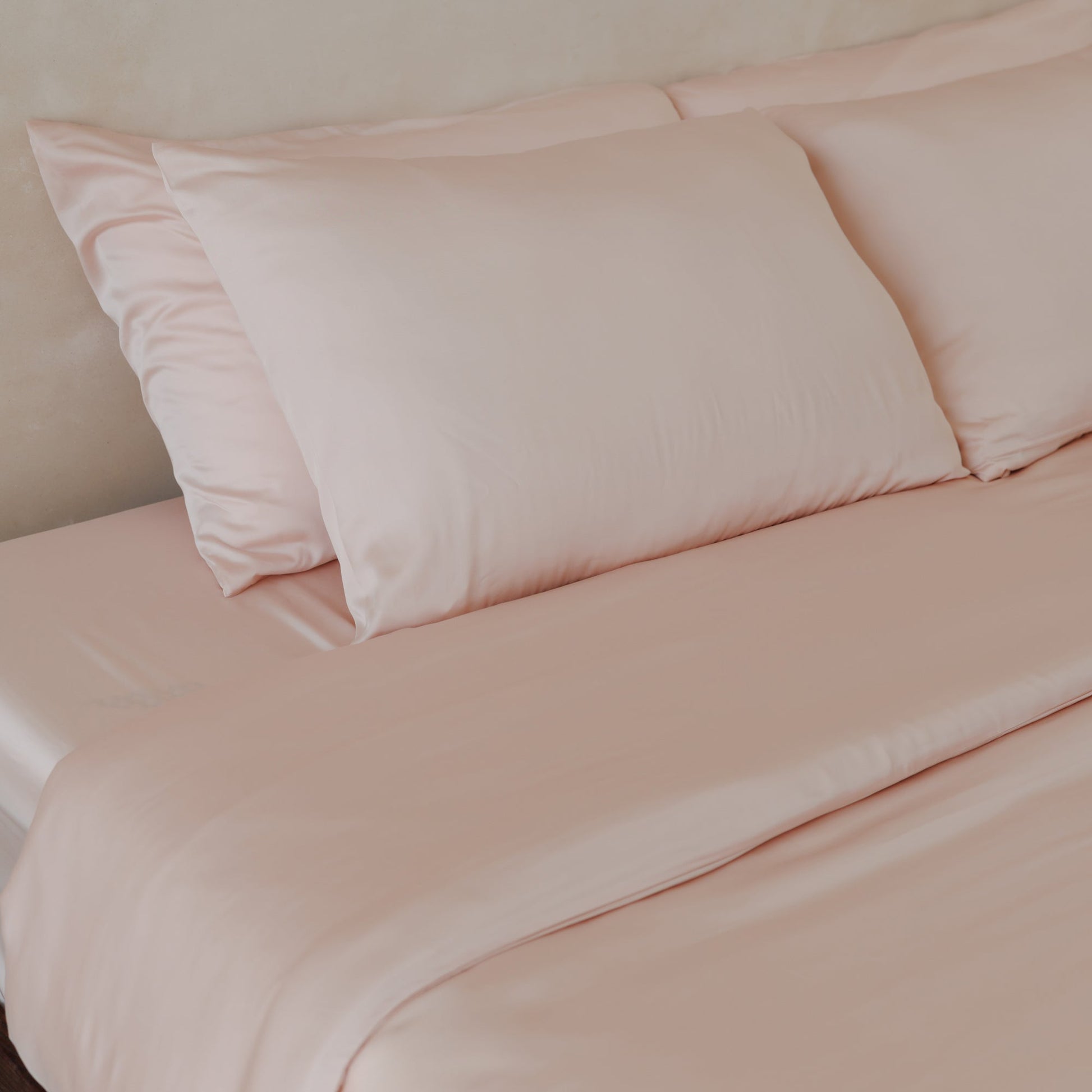 Double cocoon mulberry silk-filled quilt — grade 7A silk, handmade by Aeptom Home