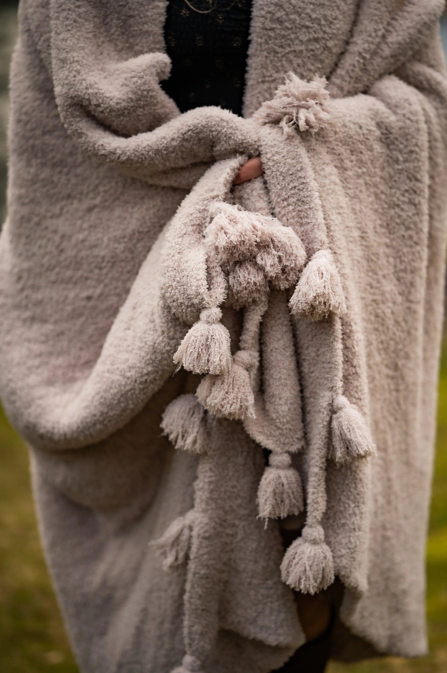 Blushing Beige Extended Throw Blanket — Double Layer Plush with Tassels