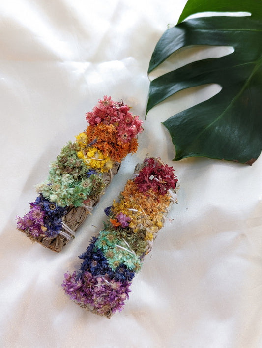 Balancing 7 chakra white sage smudge bundle for full chakra alignment and cleansing