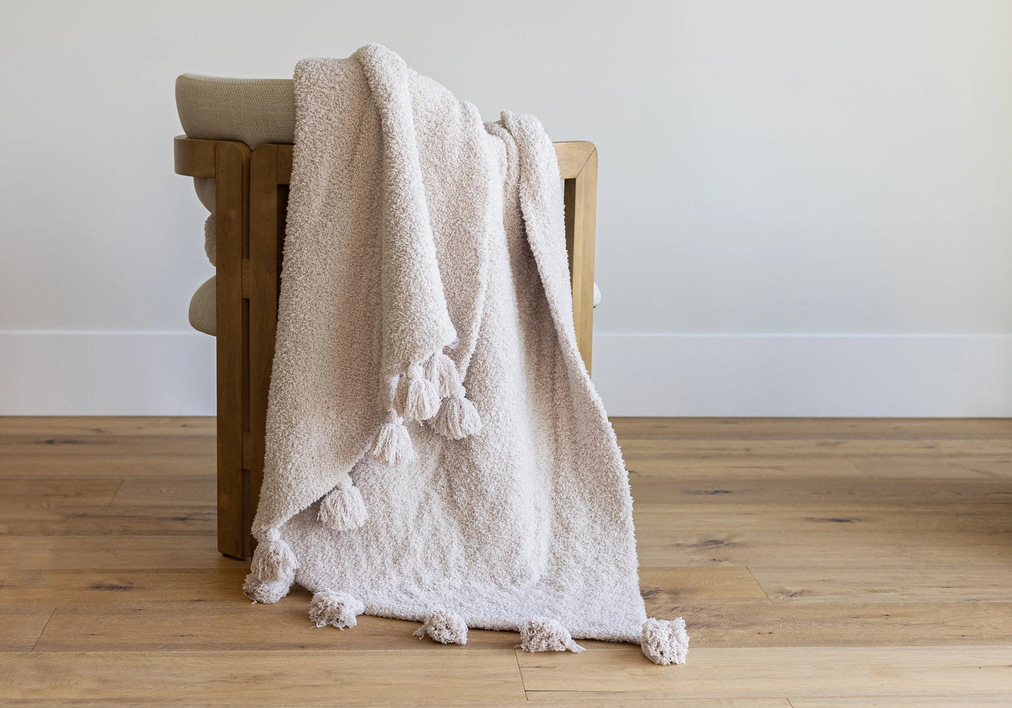 Blushing Beige Extended Throw Blanket — Double Layer Plush with Tassels