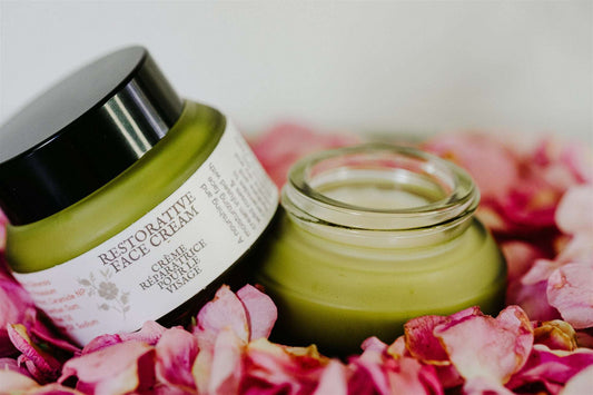 Deeply restoring face cream with ceramides and wild rose petals for radiant skin