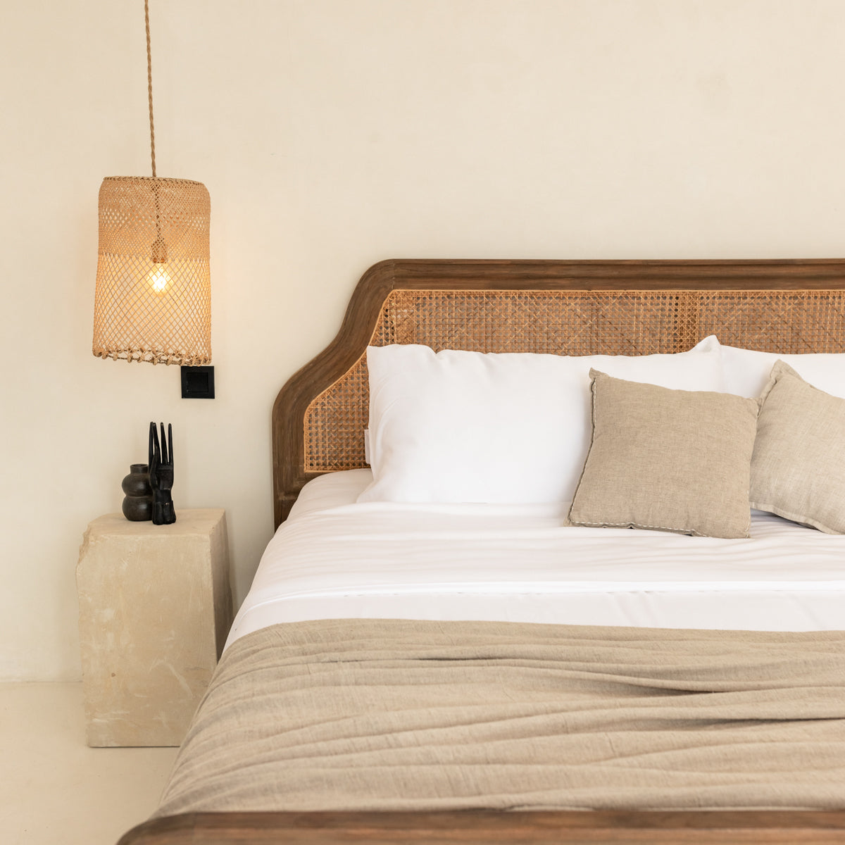 Organic bamboo sateen duvet cover set — luxury bedding by Aeptom Home