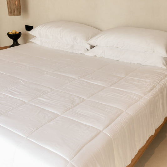 Organic bamboo sateen comforter — 100% bamboo shell and fill by Aeptom Home
