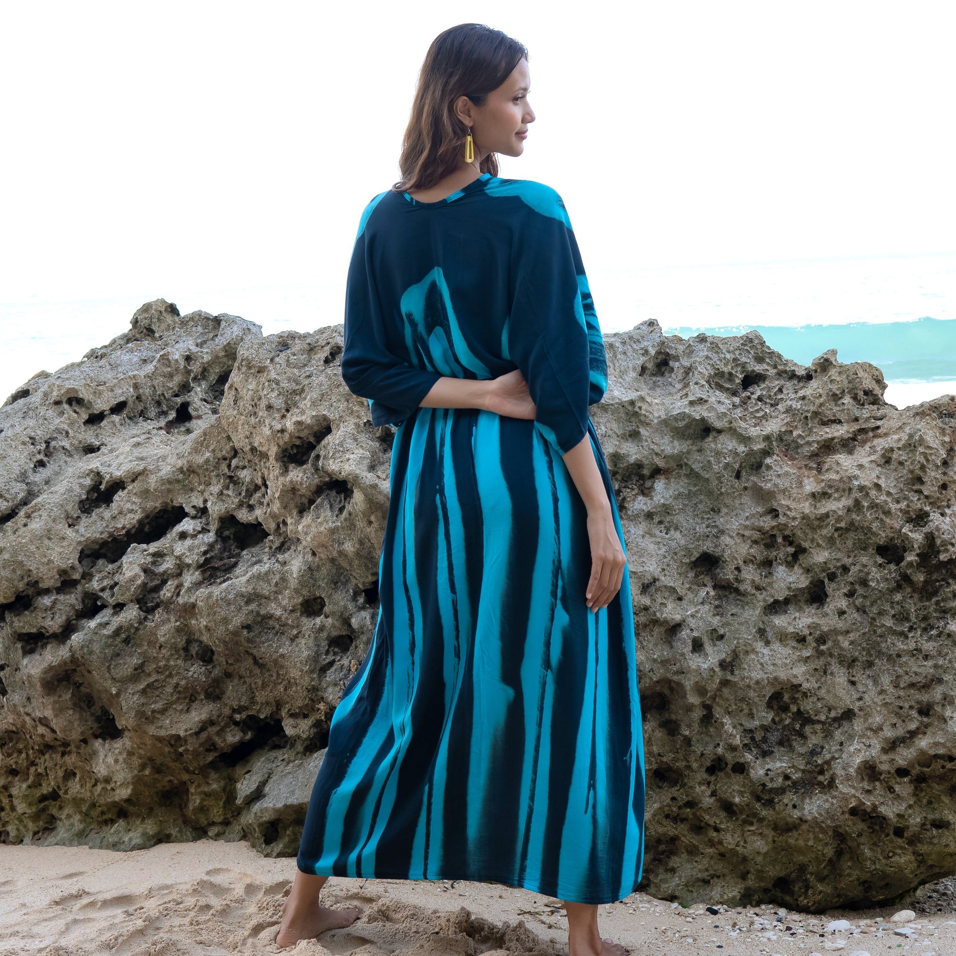 Teal black abstract tie dye kimono fabric texture close up back view