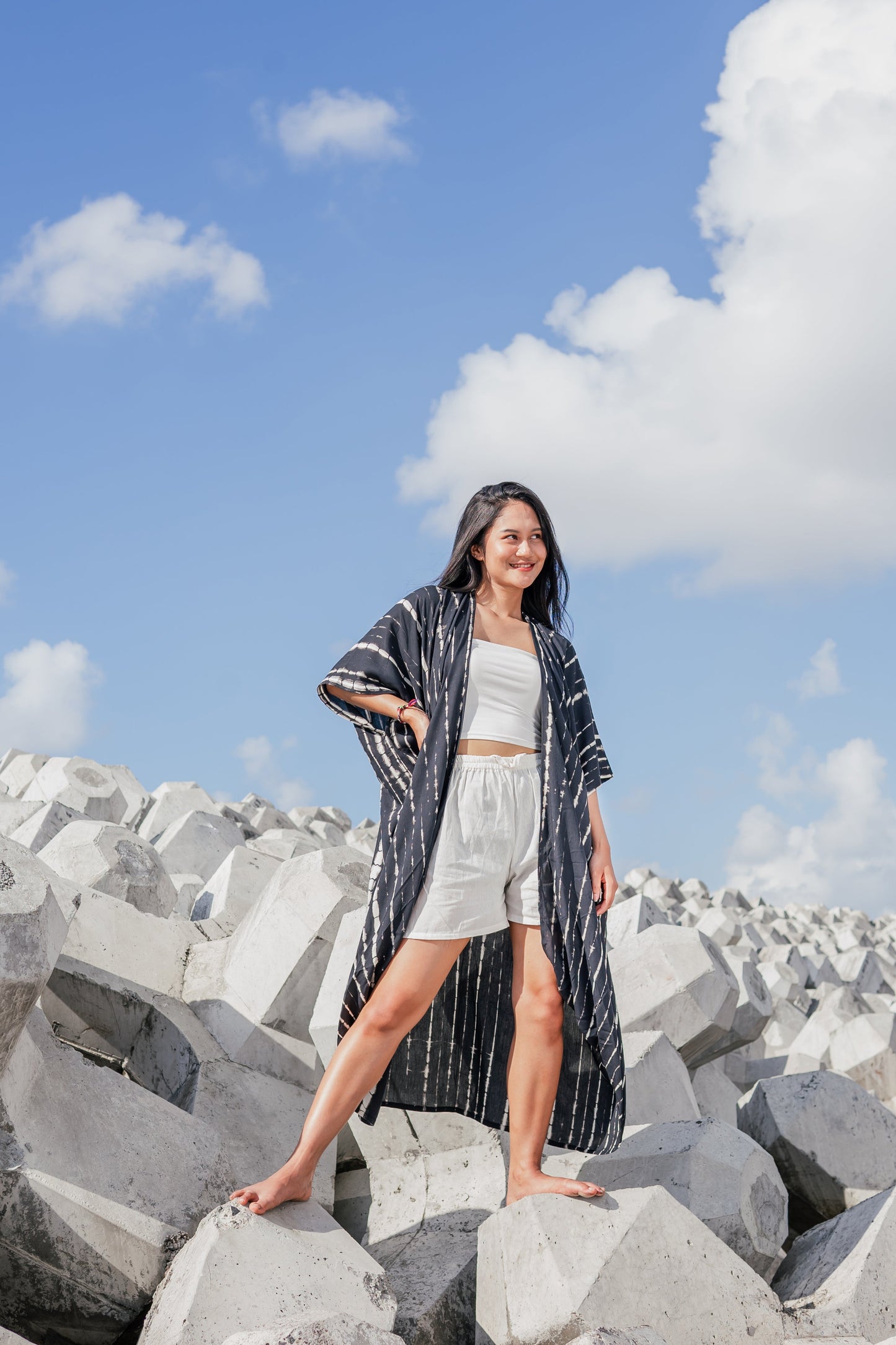 Boho tie dye kimono black white open front beach cover up