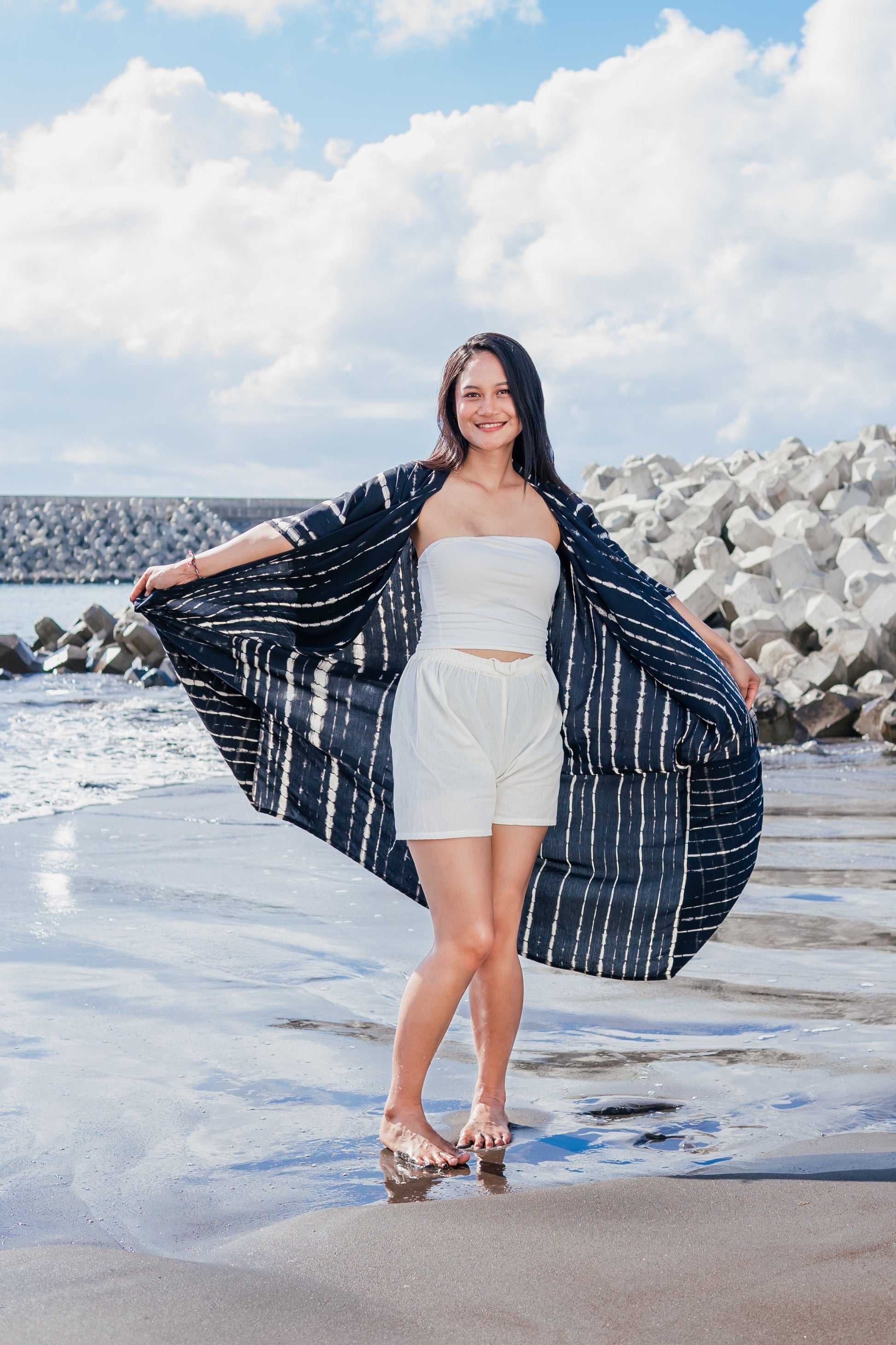 Long boho kimono black white tie dye festival outfit open view
