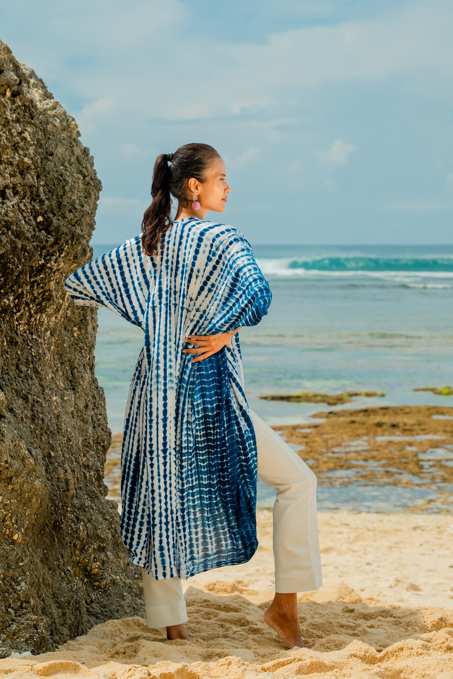 Navy and white bone tie dye kimono side view lightweight