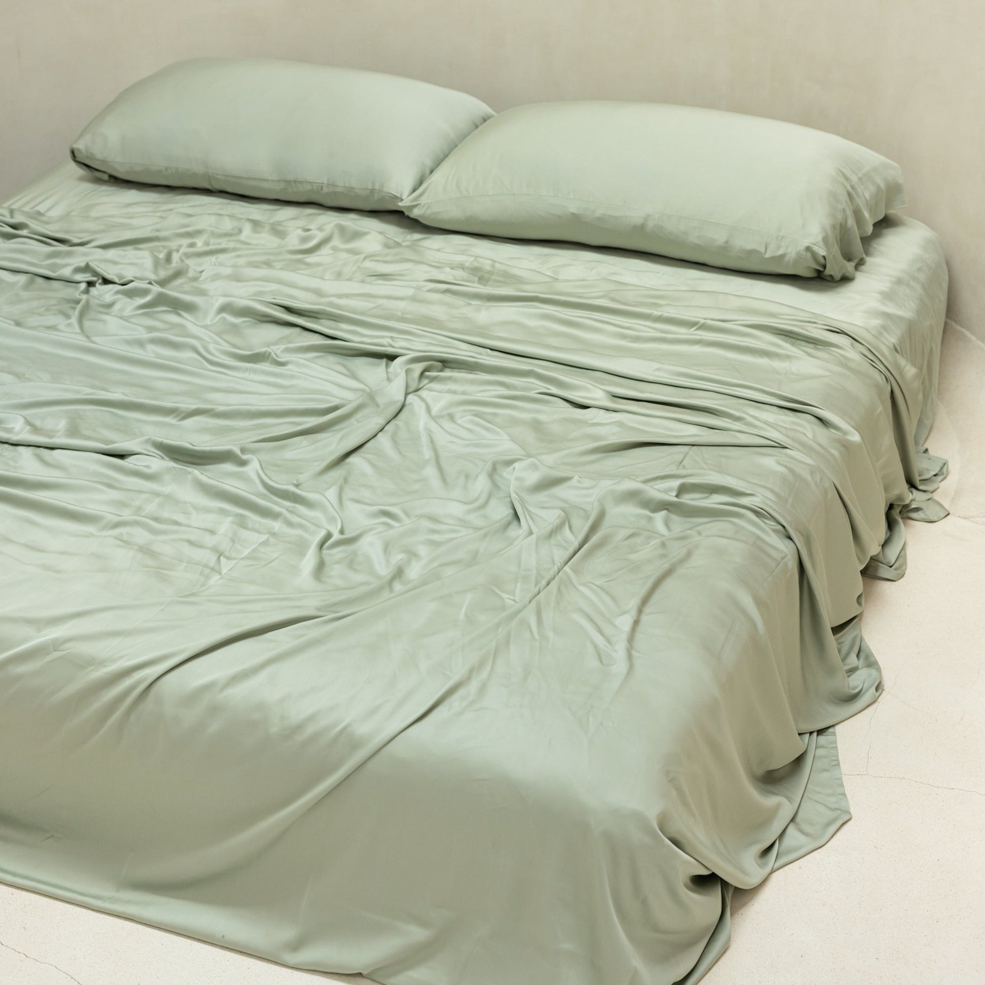 Bamboo sateen duvet cover set styled bedroom — Aeptom Home
