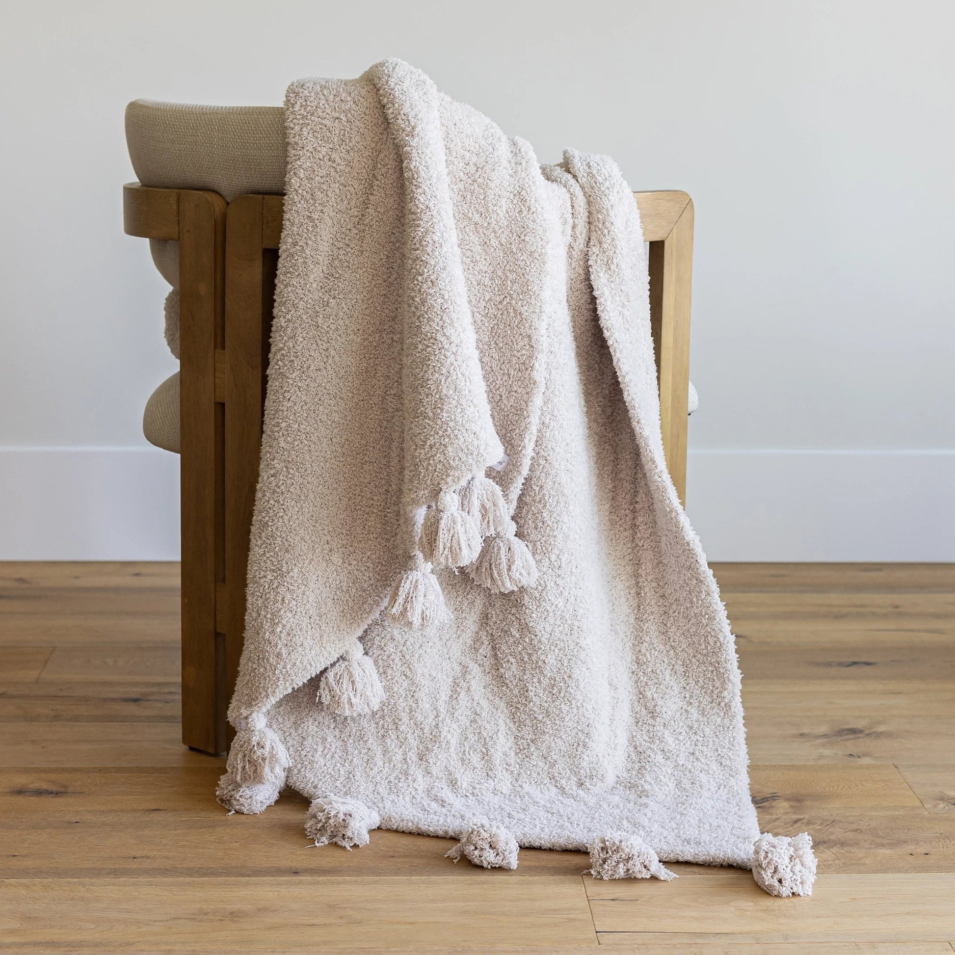 Blushing Beige Extended Throw Blanket — Double Layer Plush with Tassels - Best Life Apparel