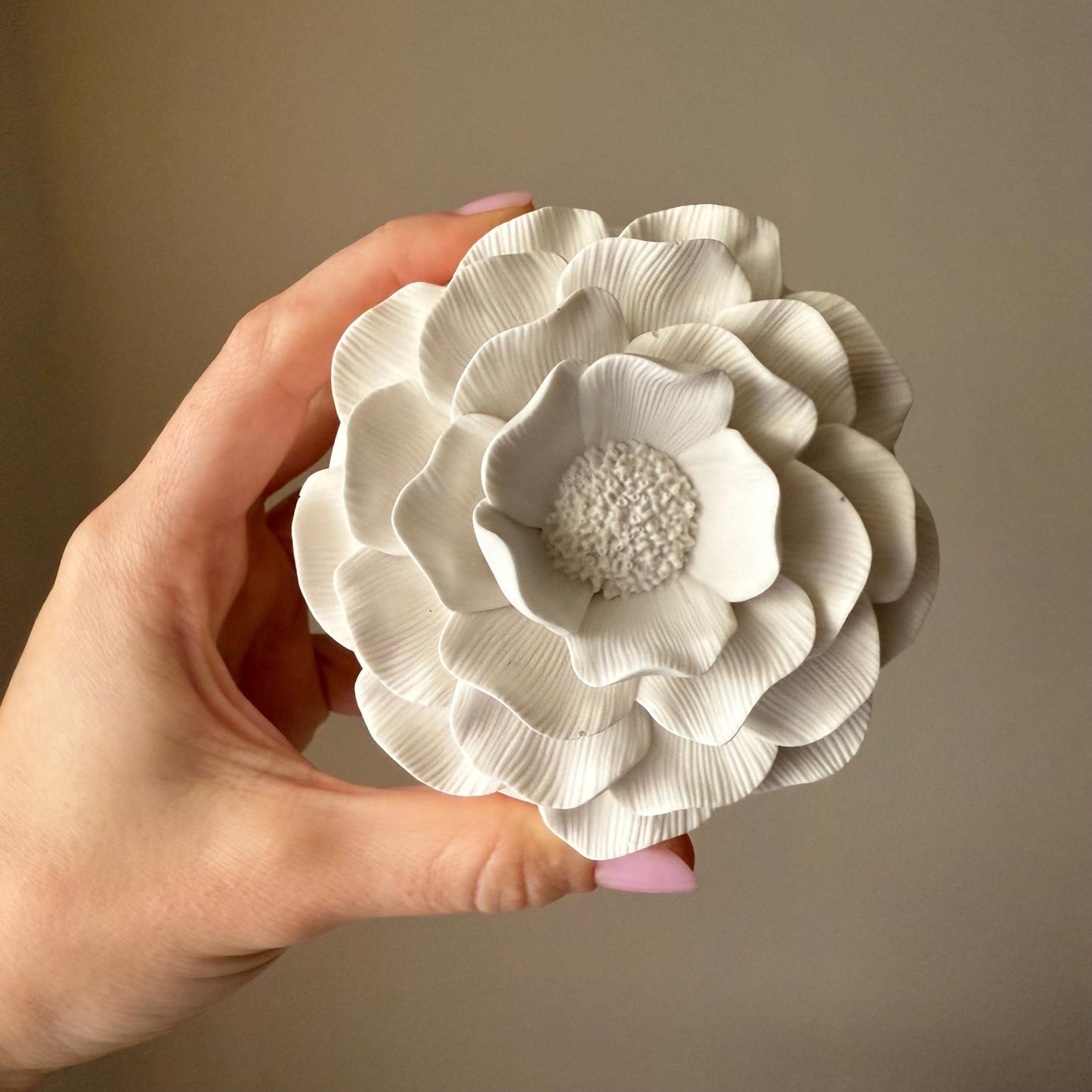 Camelia Flower Soy Candle | Jesmonite Vessel - Best Life Apparel