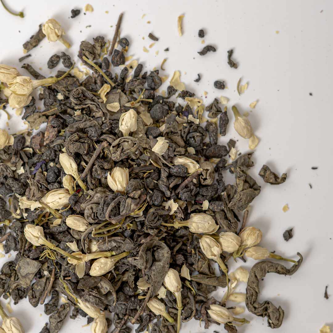 Soothing jasmine blossom green tea — floral loose leaf blend for mindful daily wellness rituals