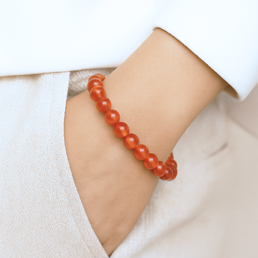 Energizing and courage-boosting carnelian round bracelet in warm orange-red