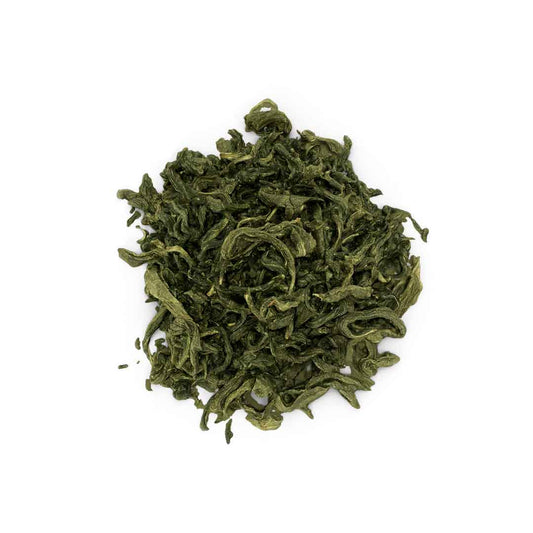 Sun-dried green tea leaves — loose whole leaf tea for antioxidant-rich daily brewing